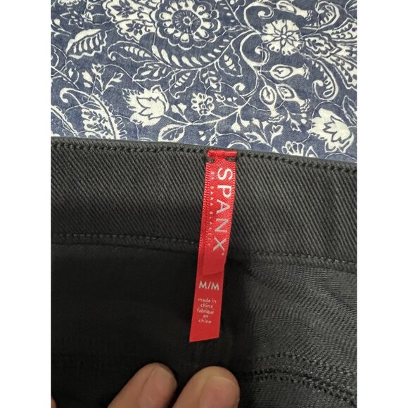 SPANX Black Jean-ish Skinny Pull On Jeans Size M - Picture 8 of 8